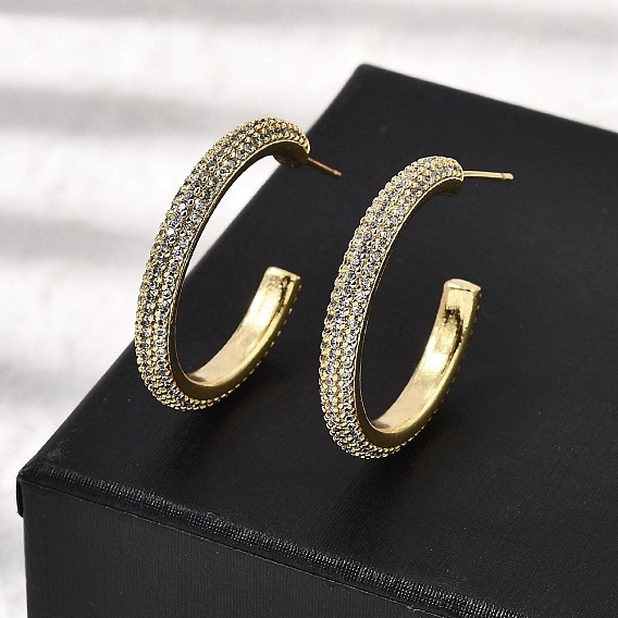 Серьги-гвоздики в форме буквы С из латуни с прозрачным кубическим цирконием, без кадмия и без свинца, долговечный, стойки покрытие