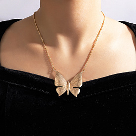 Bold Butterfly Necklace with Geometric Irregular Chain - Unique Alloy Jewelry