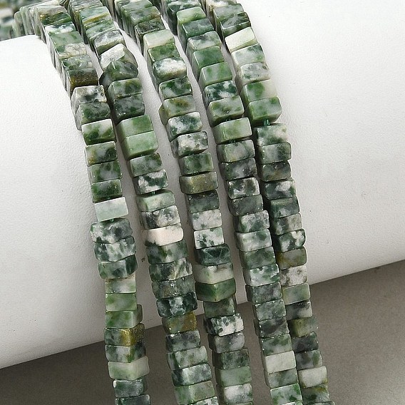 Натуральные зеленые пятна яшмовых нитей, квадратный