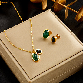 Ensemble de bijoux vintage paon turquoise pour femmes - boucles d'oreilles et collier élégants au charme sophistiqué