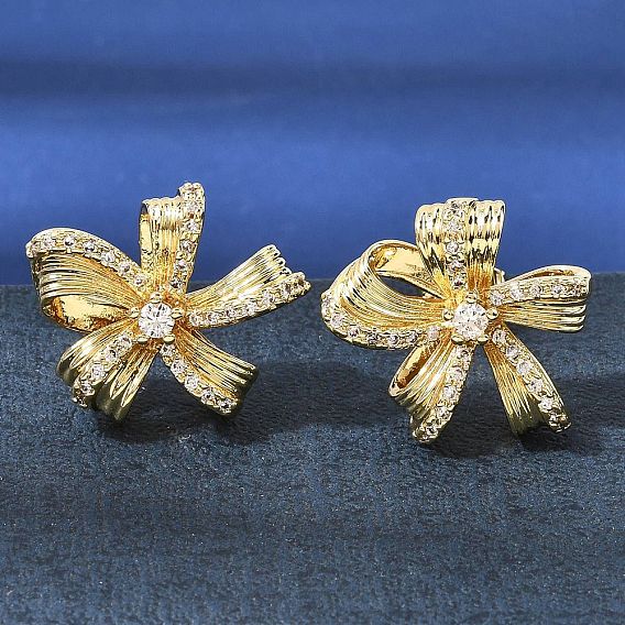 Серьги-гвоздики из латуни с прозрачными кубическими циркониями в виде цветов ко Дню святого Валентина для женщин.