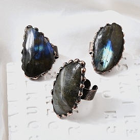 Кольца-манжеты из натурального лабрадорита и латуни