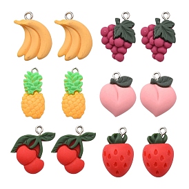 12 pcs 6 styles pendentifs en résine opaque, breloques fruits avec boucles en fer couleur platine