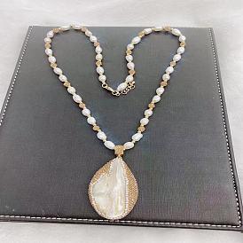 Exquisite and Fashionable Freshwater Pearl Necklace with Unique Alien Design for High-end Occasions