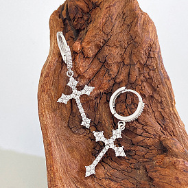 Латунные микро проложить серьги обруча кубического циркония, крестик