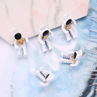 Baking Painted Alloy Pendants, Astronaut Bend Legs Around a Star