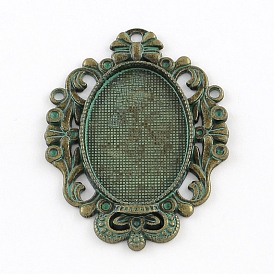 Zinc Alloy Flower Pendant Oval Tray Settings, Cadmium Free & Nickel Free & Lead Free, 48x35x2mm, Hole: 2mm, Tray: 30x20mm