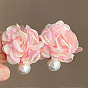 Серьги-гвоздики из пластика с имитацией жемчуга, ткань цветок