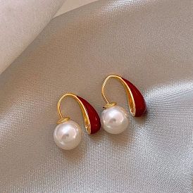 Зажимные серьги из сплава с эмалью и жемчугом из смолы., слеза