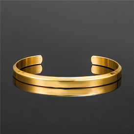 Minimalist Stainless Steel Bracelet - Fashionable  Men's Accessories.