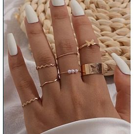 Minimalist Butterfly Pearl Joint Ring Set (7 Pieces)
