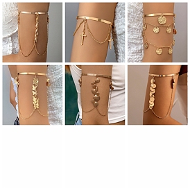 Brassard en alliage doré, bracelet de bras à breloques avec pompon et chaînes