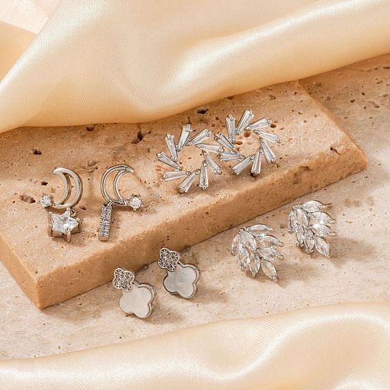 Серьги-гвоздики с геометрическим цирконом для элегантного летнего стиля