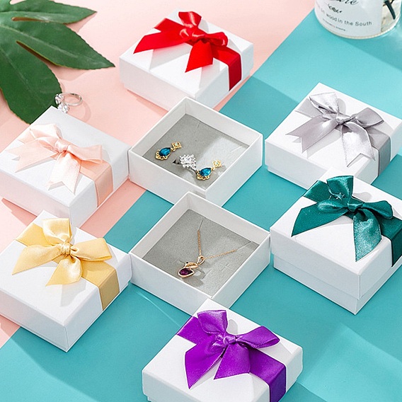 Белые бумажные коробки для хранения наборов ювелирных изделий, с бантом, квадратный