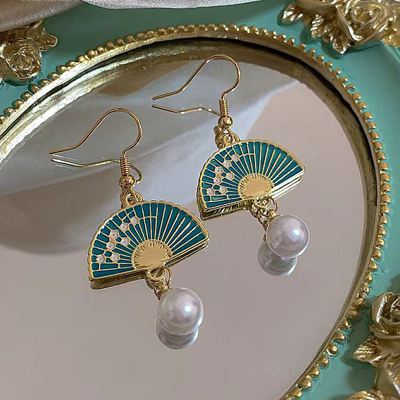 Висячие серьги из эмалевого сплава, с пластиковой имитационной жемчужиной