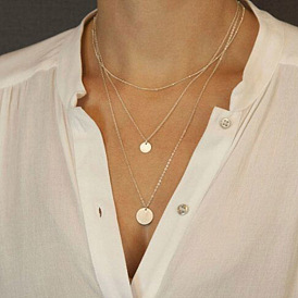 Fashionable Multi-layer Geometric Small Round Pendant Necklace - Stylish and Versatile Neck Chain.