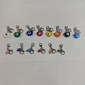 14Piezas de adornos colgantes de aleación y lampwork, con broches de langosta de la aleación de la garra, corazón con mal de ojo, Platino