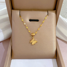 Butterfly Stove Genuine Gold Necklace Women Clavicle Chain Accessories - Minimalist, Luxurious.