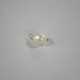 Natürliche kultivierte Süßwasserperlenanhänger, Reisanhänger mit Messingösen, Blumenweiß