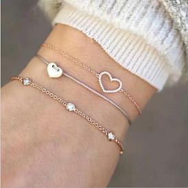 Ensemble de bracelets à breloques en forme de cœur étincelant pour la Saint-Valentin - design unique et créatif avec découpes complètes en strass