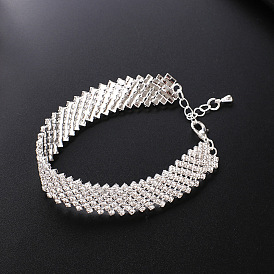 Sparkling Rhinestone Bracelet - Elegant and Chic Jewelry for Women (B303)