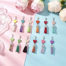 Подвеска-бабочка из синтетической бирюзы, с застежками-карабинами из сплава и кисточкой из искусственной замши