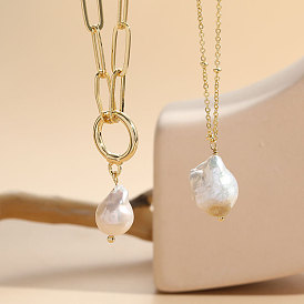 Minimalist Pearl Paperclip Pendant Necklace - Elegant Fashion Jewelry