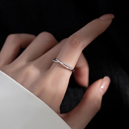Регулируемые кольца из чистого серебра с родиевым покрытием и прозрачным цирконием с микропаве для женщин