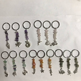 Llavero colgante de aleación de animales marinos, llavero con cuentas de chips de piedras preciosas, formas mixtas