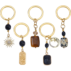 Брелки из натурального черного камня, черного оникса, белого нефрита, стекла и сплава, с железными кольцами, разнообразные