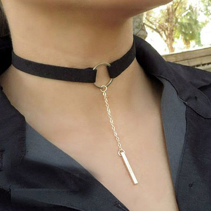 Vintage Velvet Choker with Square Pendant - European and American Style