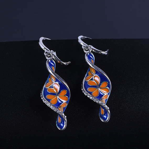 Серьги-кольца из сплава с эмалью, твист с цветочным узором