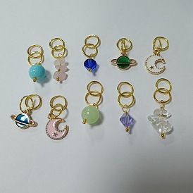 10 ensemble de pendentifs de style, y compris pendentif en alliage d'émail 4pcs, 2 pcs pendentif en verre imitation jade, 2Pendentif en cristal autrichien imitation pièces et 2Pendentifs en puces de pierres précieuses, avec des anneaux de saut