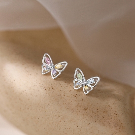 Boucles d'oreilles à tige en zircon cubique étincelant, papillon