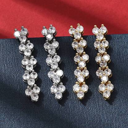 Плоские круглые серьги-гвоздики из латуни с микропаве и прозрачным фианитом, долговечный, стойки покрытие, без свинца и без кадмия