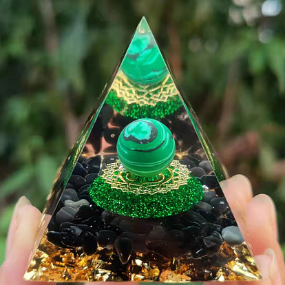 Energiegeneratoren aus Orgonit-Pyramidenharz, natürliche Obsidiansplitter im Inneren als Schreibtischdekoration für das Homeoffice