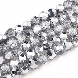 Transparentes perles de verre de galvanoplastie brins, facette, demi-argenté, ronde