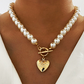 Vintage Heart Pendant Pearl Necklace Set for Women - Creative and Minimalistic Design