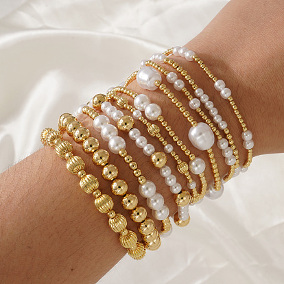 Sets aus runden, elastischen Armbändern aus Messing und Imitationsperlen, mehrlagige, verstellbare und stapelbare Armbänder, golden