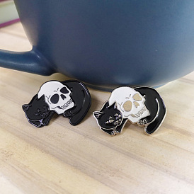 Stylish Black Cat Skull Pin - Unique Badge for Fashionable Feline Lovers