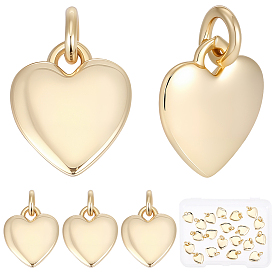 20 piezas de encantos de latón, larga duración plateado, corazón, con anillo de salto