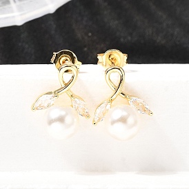 Серьги-гвоздики «конский глаз» с круглыми латунными микропаве из прозрачных кубических цирконий, с пластиковой имитационной жемчужиной, без кадмия и без свинца