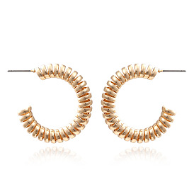 Minimalist Gold Geometric C-shaped Earrings for Women - Bold Street Style Spiral Metal Hoops with Vintage Charm