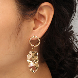 European and American Fashion Irregular Sexy Metal Ear Jewelry for Women.