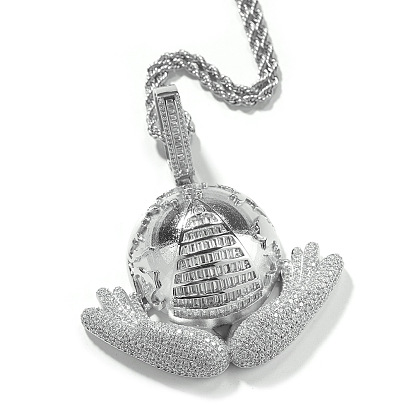 Кулон из прозрачного кубического циркония с микропаве из латуни и цепочкой из хирургической нержавеющей стали для мужчин.