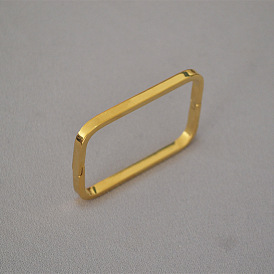 Bracelet de mode géométrique en laiton plaqué sous vide pour femme.