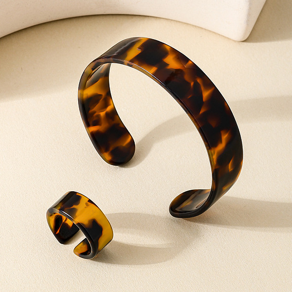 Наборы из акриловых браслетов-манжет и колец с леопардовым принтом для женщин