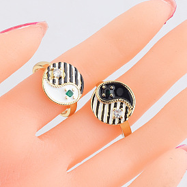 Круглое регулируемое кольцо Инь Ян с камнями из микропаве для женщин