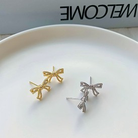 925 Boucles d'oreilles à nœud papillon en argent sterling avec micro pavé de zircone cubique pour femme