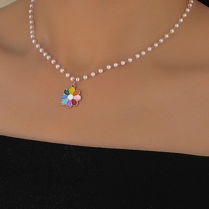 Fashionable Daisy Pearl Collarbone Necklace with Cherry and Butterfly Pendant
